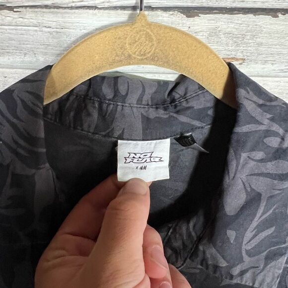 No Fear Shirt - Picture 5 of 7